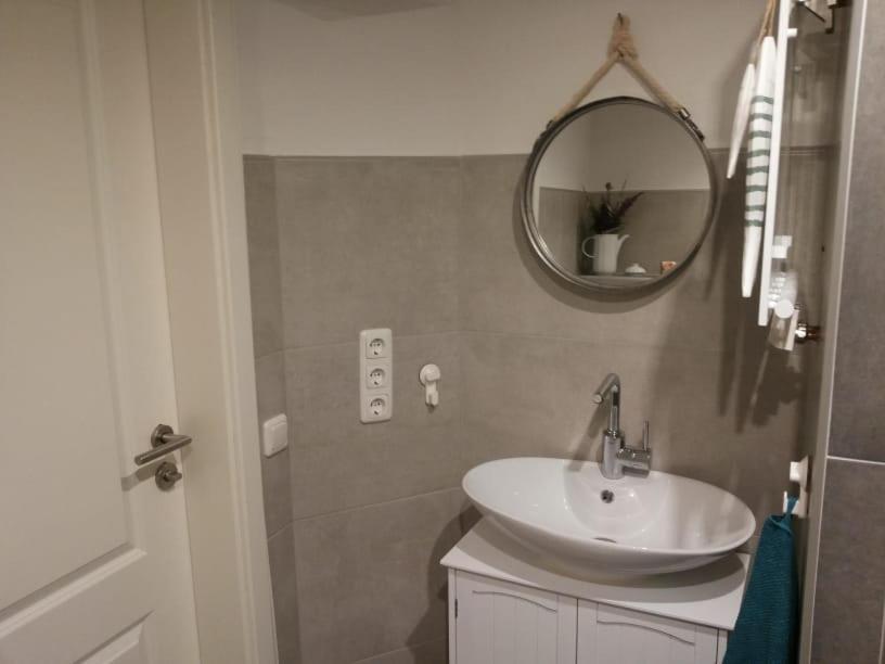 Gaestezimmer Am Huestert Adenau Luaran gambar