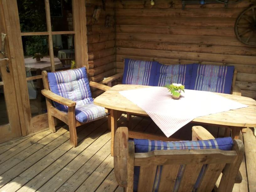 Gaestezimmer Am Huestert Adenau Luaran gambar