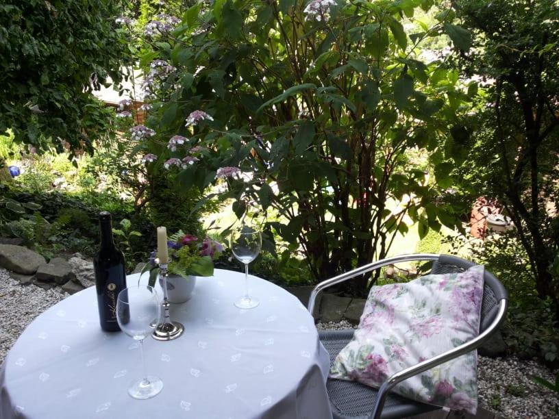 Gaestezimmer Am Huestert Adenau Luaran gambar