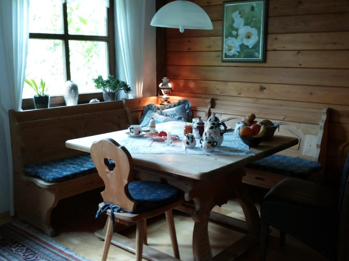 Gaestezimmer Am Huestert Adenau Luaran gambar